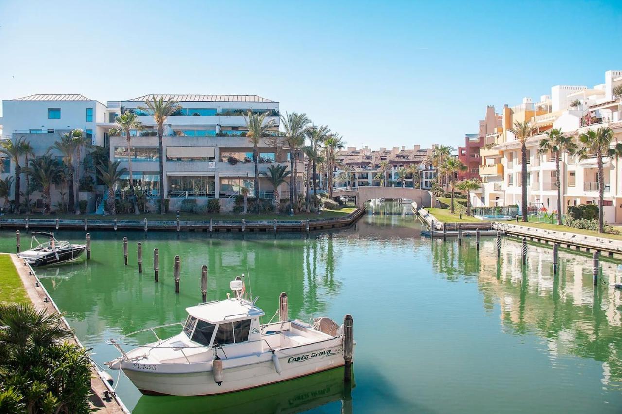 Polo Royale Waterfront Luxury Apt - 3 Terraces And Pool Sotogrande Exterior foto